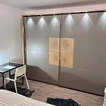 Moderne Ruhige Angebunden Διαμέρισμα *