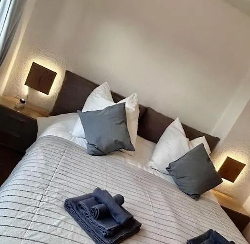 Moderne Ruhige Angebunden Apartament *